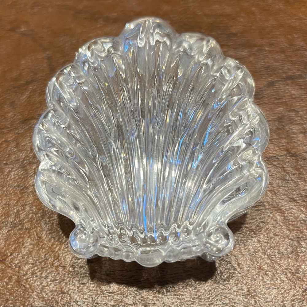 Vintage Gorham Chantilly Shell-Shaped Trinket Box
